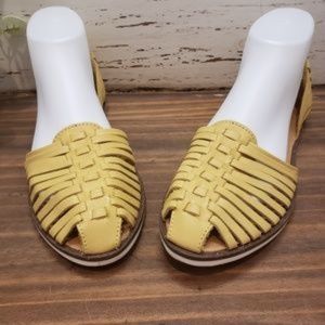 Steve Madden Hillarie Leather Flats Size 8 (fit 7)